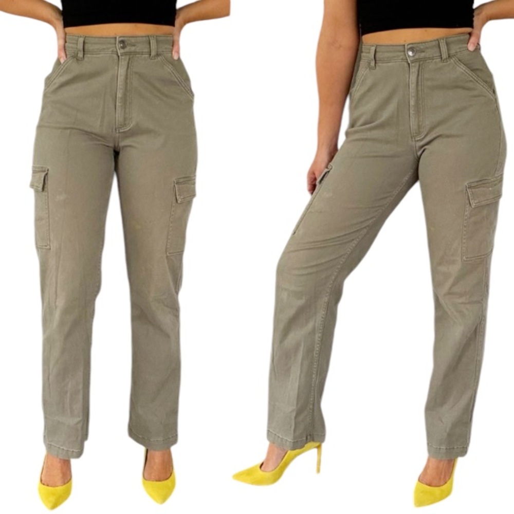 Hollister army green ultra high rise dad pants straight leg cargo pants size 24